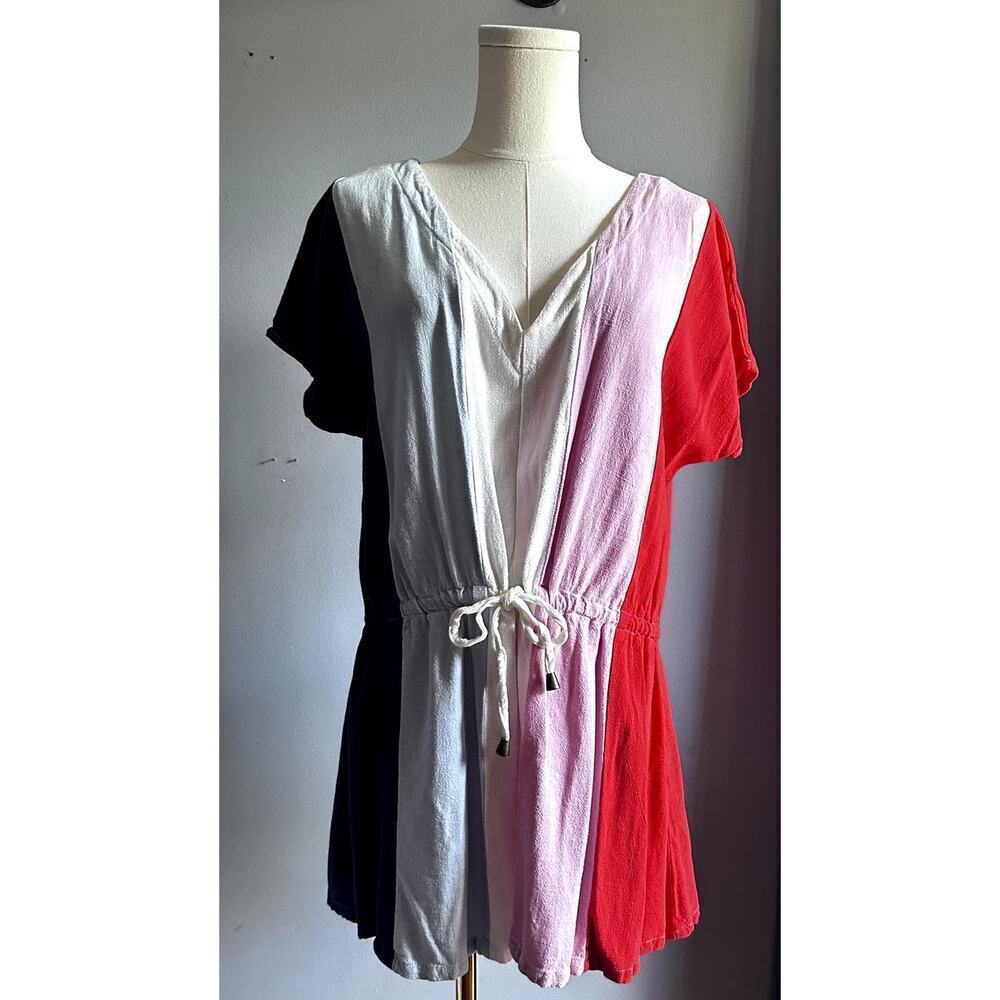entro Colorblock V-Neck Drawstring Romper in Black, White, Pink, Red